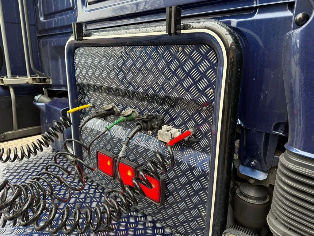DAF XF 460 SSC 9T Vooras Hydraulic Custom interior Full air - Top condition