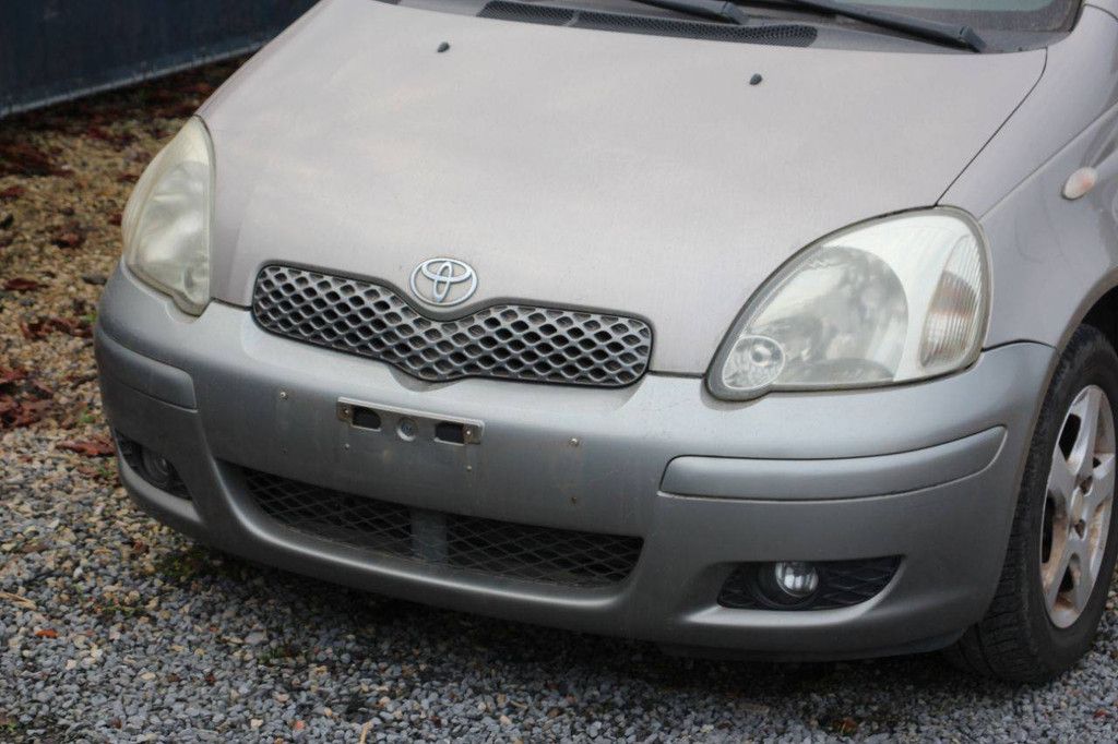 Pkw Toyota Yaris Benzin 2005 (Marge)