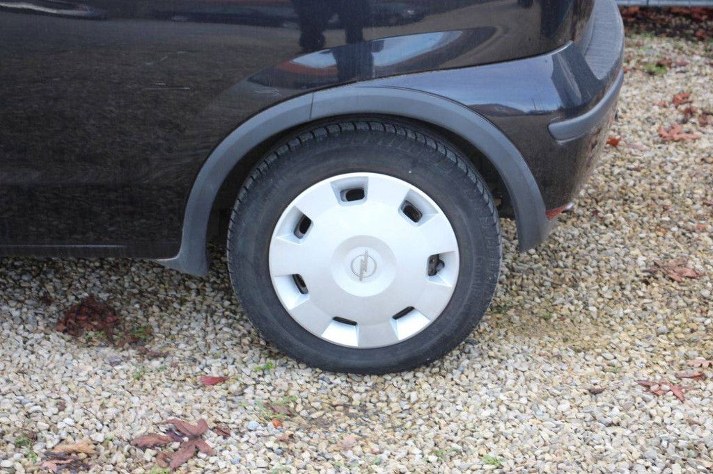 Passenger car Opel Corsa Petrol 2006 (Margin)