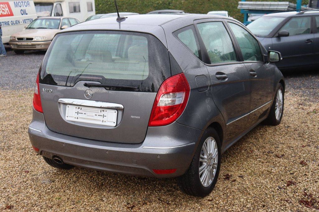 Pkw Mercedes-Benz A170 Benzin 2009 (Margin)