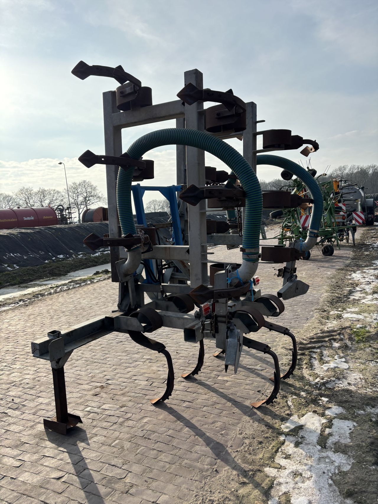 Zelfbouw cultivator bouwlandinjecteur