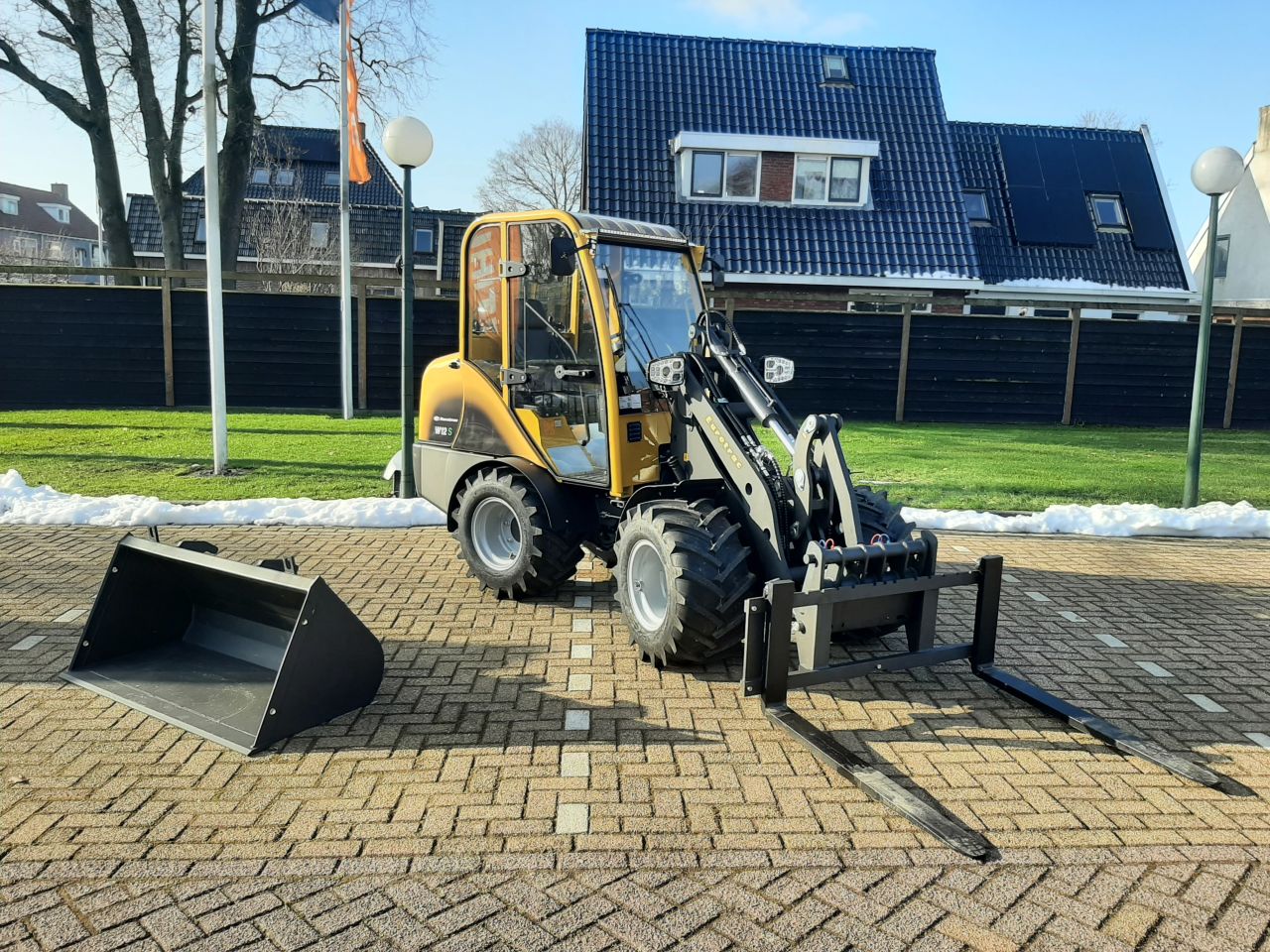Eurotrac W12 CMS shovel / kniklader met cabine, 2026, Lease evt.