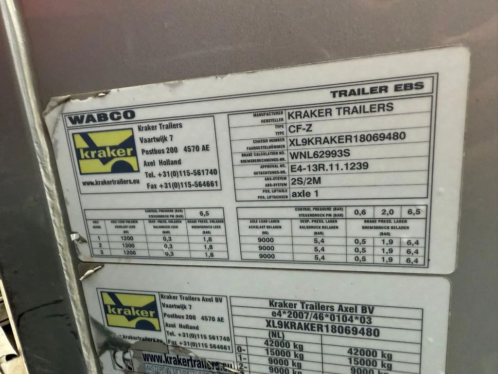 Kraker CF 200 92m3 Cargo Floor Liftas Alcoa Zilver metallic