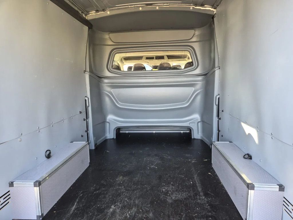 Ford TRANSIT 350 L3H2 RWD BUS