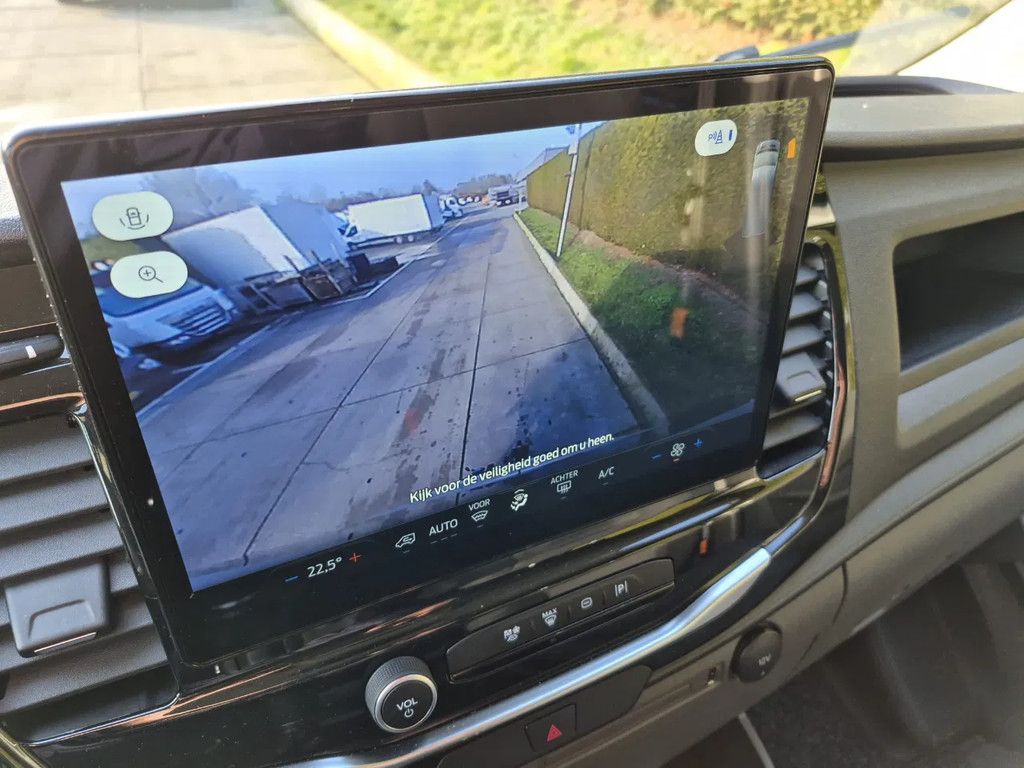 Ford TRANSIT 350 L3H2 RWD BUS