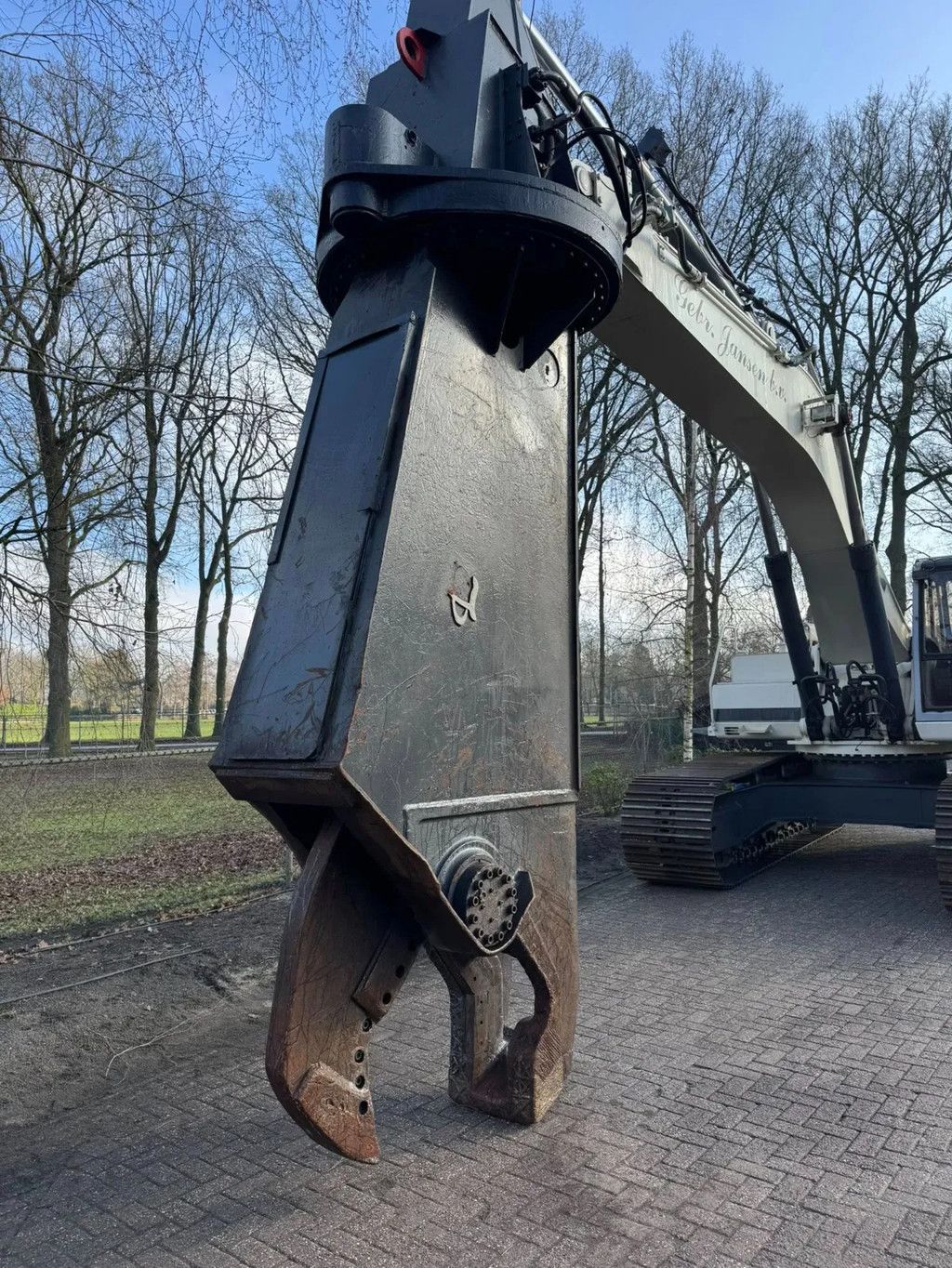 Kobelco SK460LC-3 scrap shear Labounty