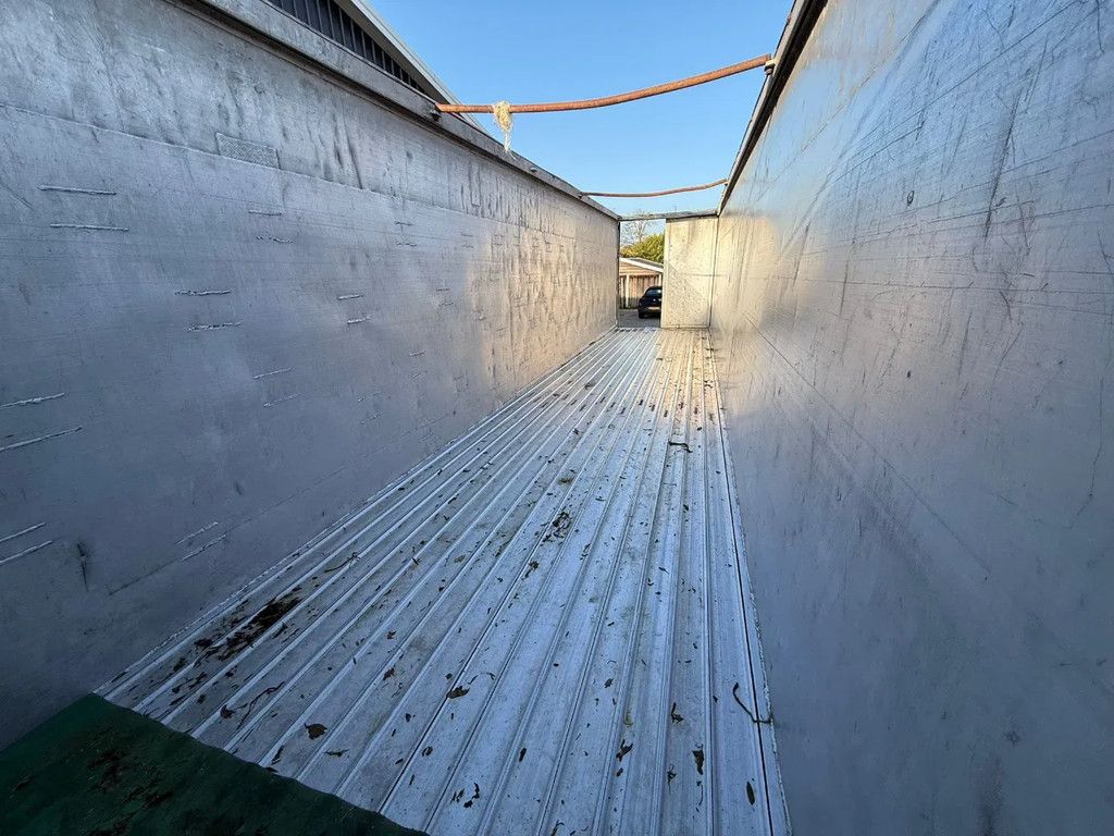 Kraker 92m3 Cargo Floor 10MM BPW