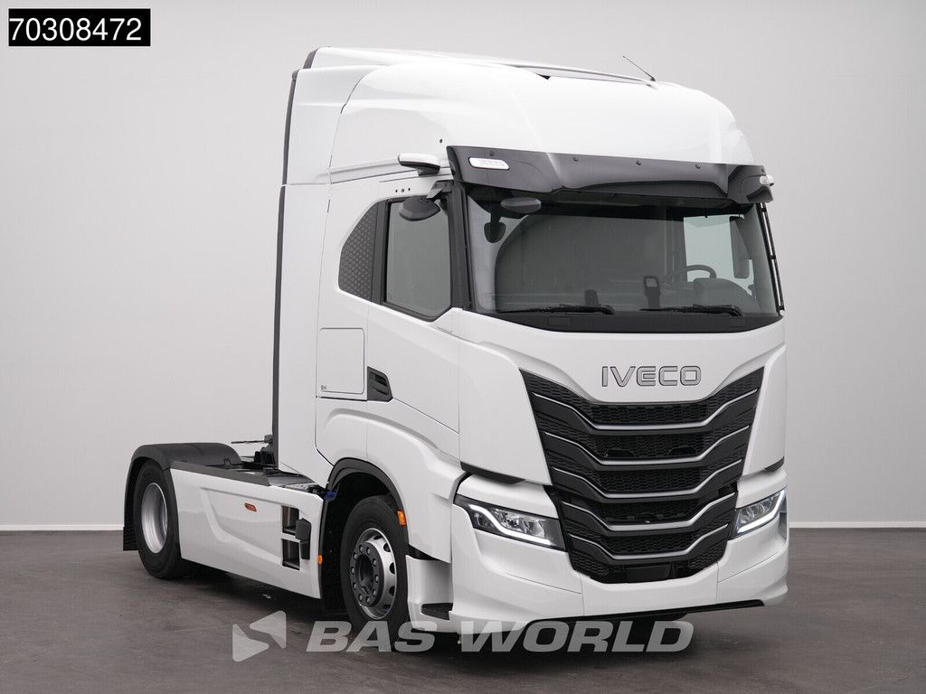 Iveco S-Way 500 4X2 NEW! 2xTanks HPEB Standklima ACC Navi LED