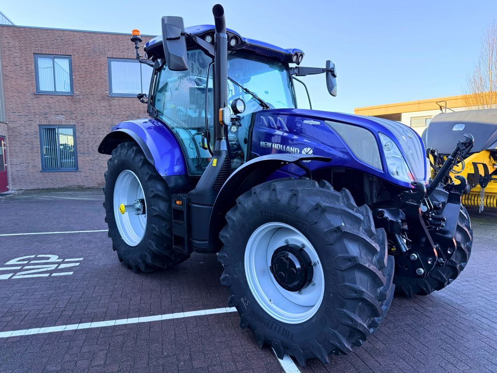 New Holland T6.180 AC Stage V Blue Power