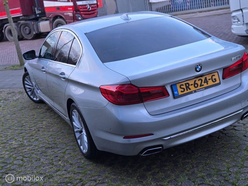 BMW 540i Luxurieus Line High Executive | 130KM | Garantie