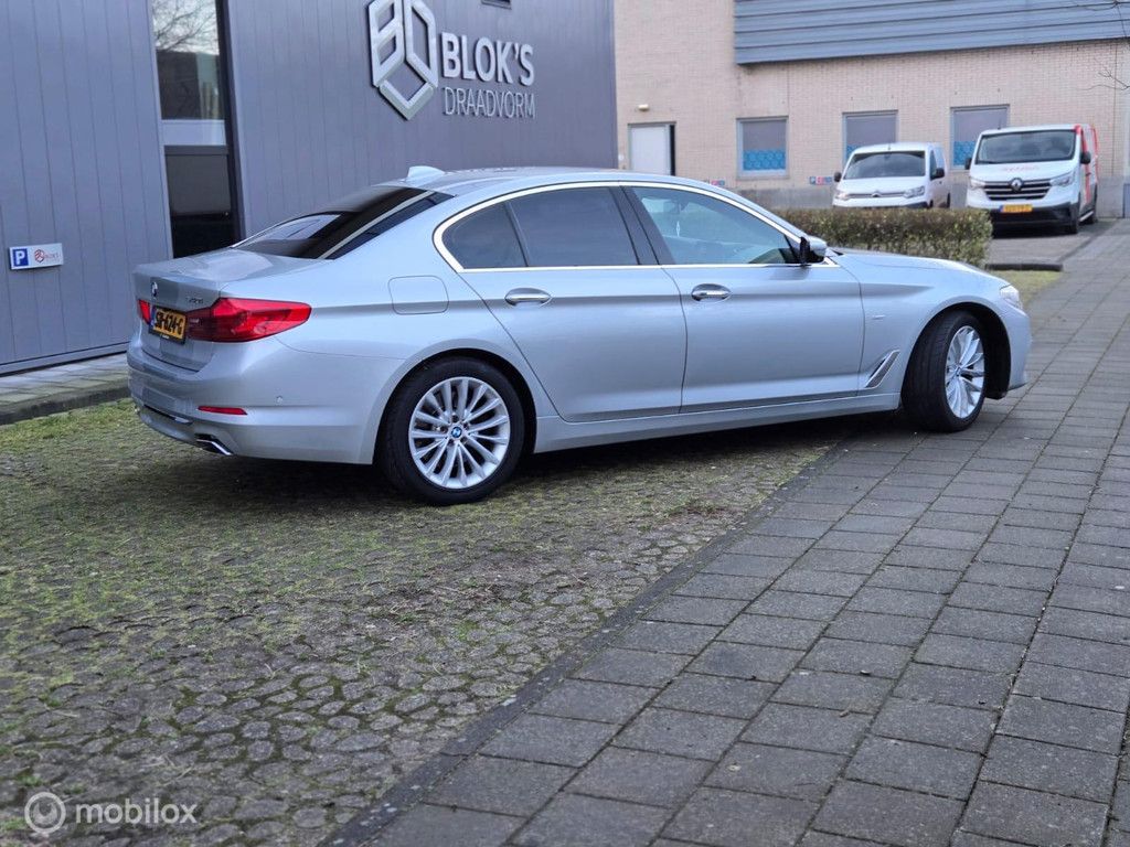 BMW 540i Luxurieus Line High Executive | 130KM | Garantie