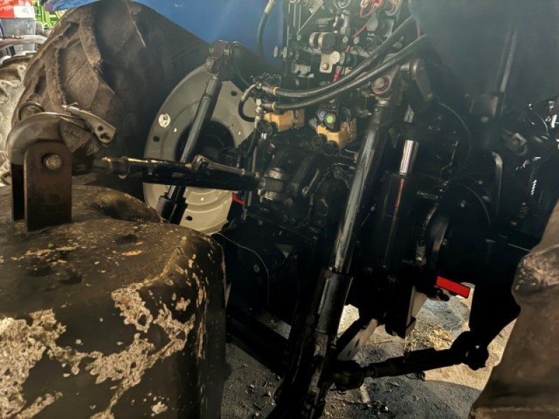 New Holland T7030 TG