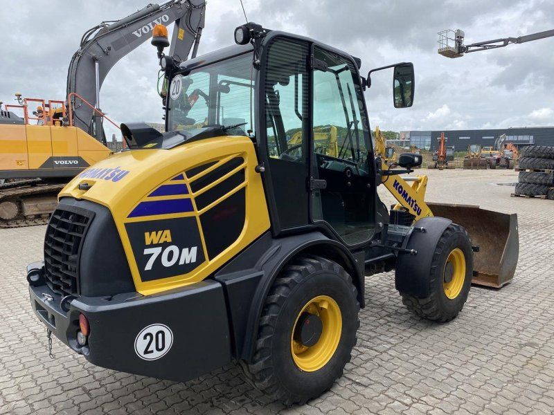 Komatsu WA70M-8EO