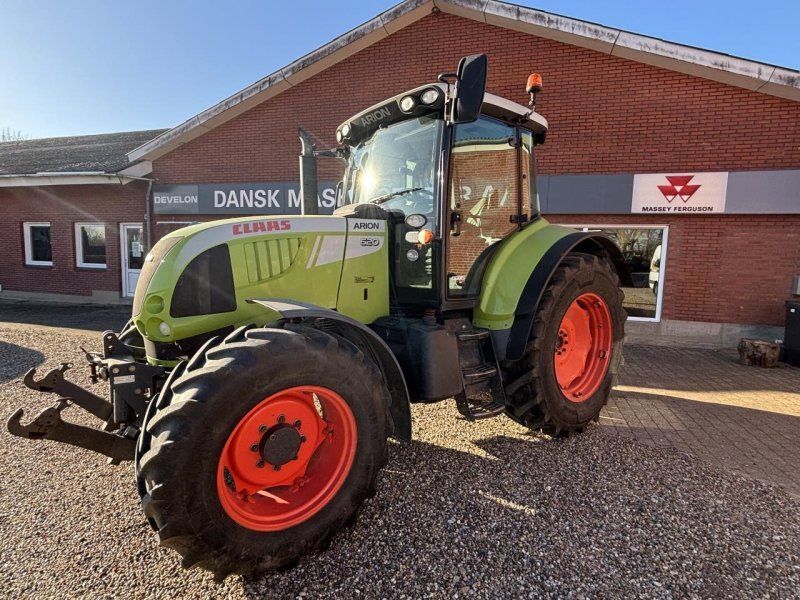Claas AREON 620