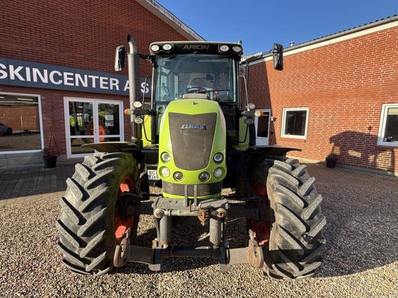 Claas AREON 620