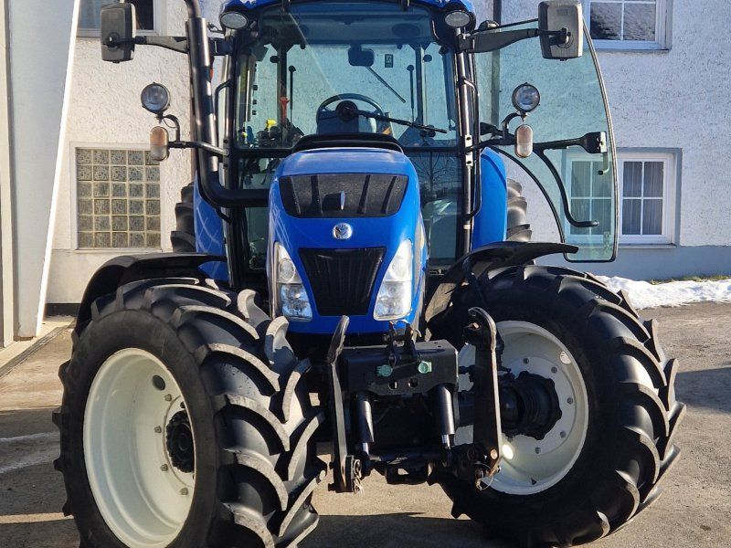 New Holland T 5.105