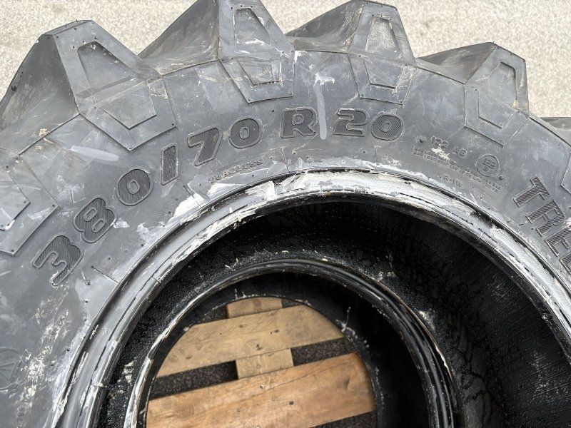 Trelleborg 480/70R30 und 380/70R20