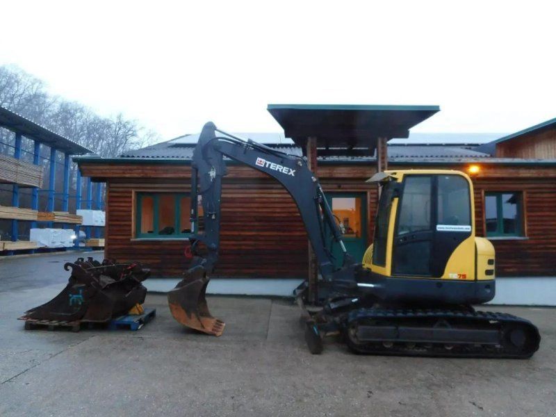 Terex tc75 ( 7,5 tonnen ) 5 löffel + hydr. sw