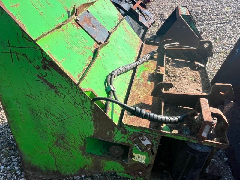 Avant Strøkasse  /Weidemann beslag 125 cm