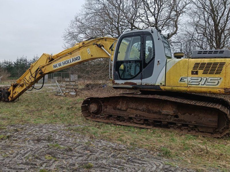 New Holland E215