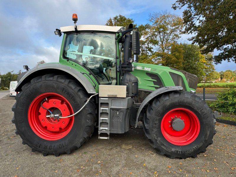 Fendt 828 Vario S4 Profi Plus + Reifendruckregelanlage *HU 07/2026