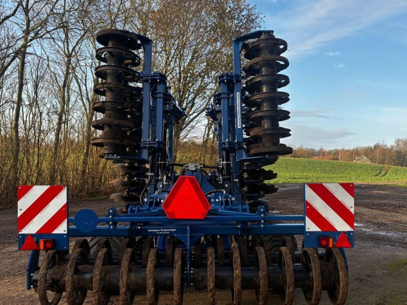 Rolmako U-652 HP 6 meter bugseret, kun kørt ganske lidt