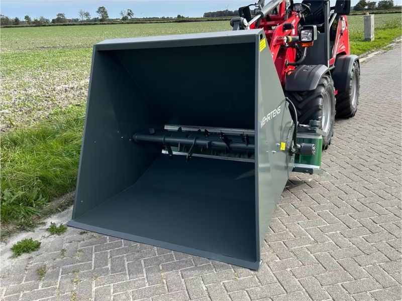 Mehrtens Ein EG1401 Strohverteiler Strohhexe