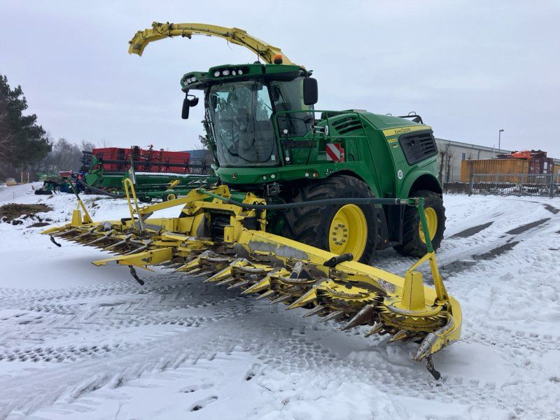 John Deere 9800i mit Kemper 390plus/ 639 Pickup/ NIR Sensor