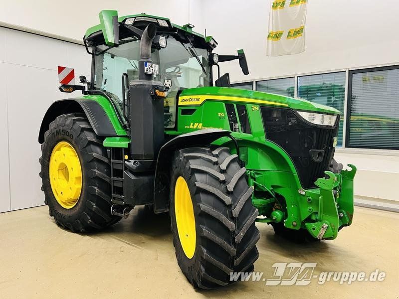 John Deere 7R 310