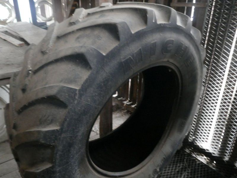 Michelin 650/65R 38