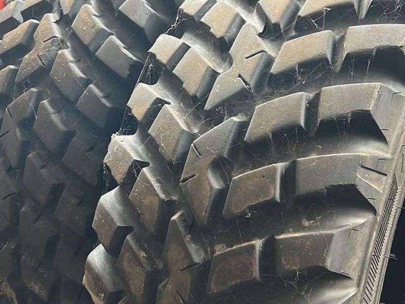 Nokian 400/80-24