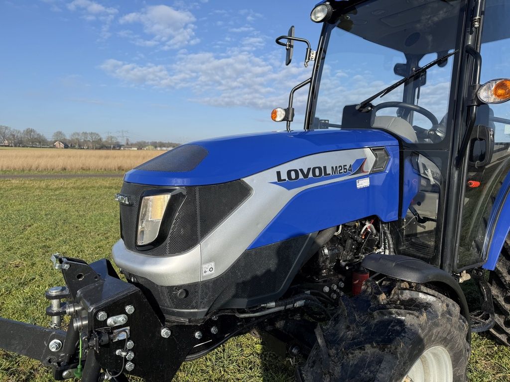 Lovol M254 4WD tractor met cabine / fronthef DEMO 2026 33 uur
