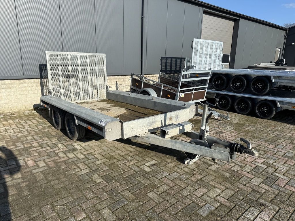 Vlemmix 2700 kg machinetransporter 300x150 gebruikt
