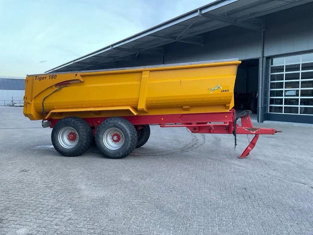 Jako Tiger 180 Landbouwkipper, Kiepwagen
