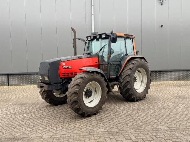 Valtra 8150