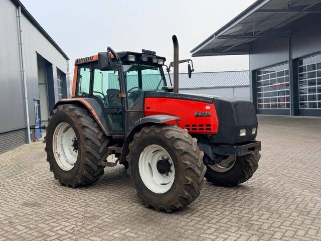 Valtra 8150