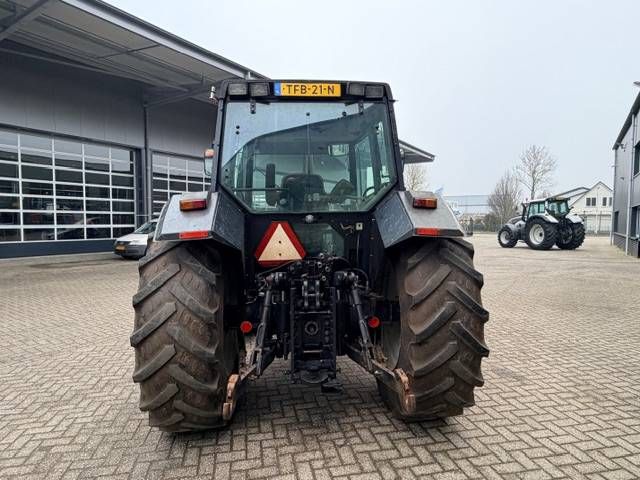 Valtra 8150