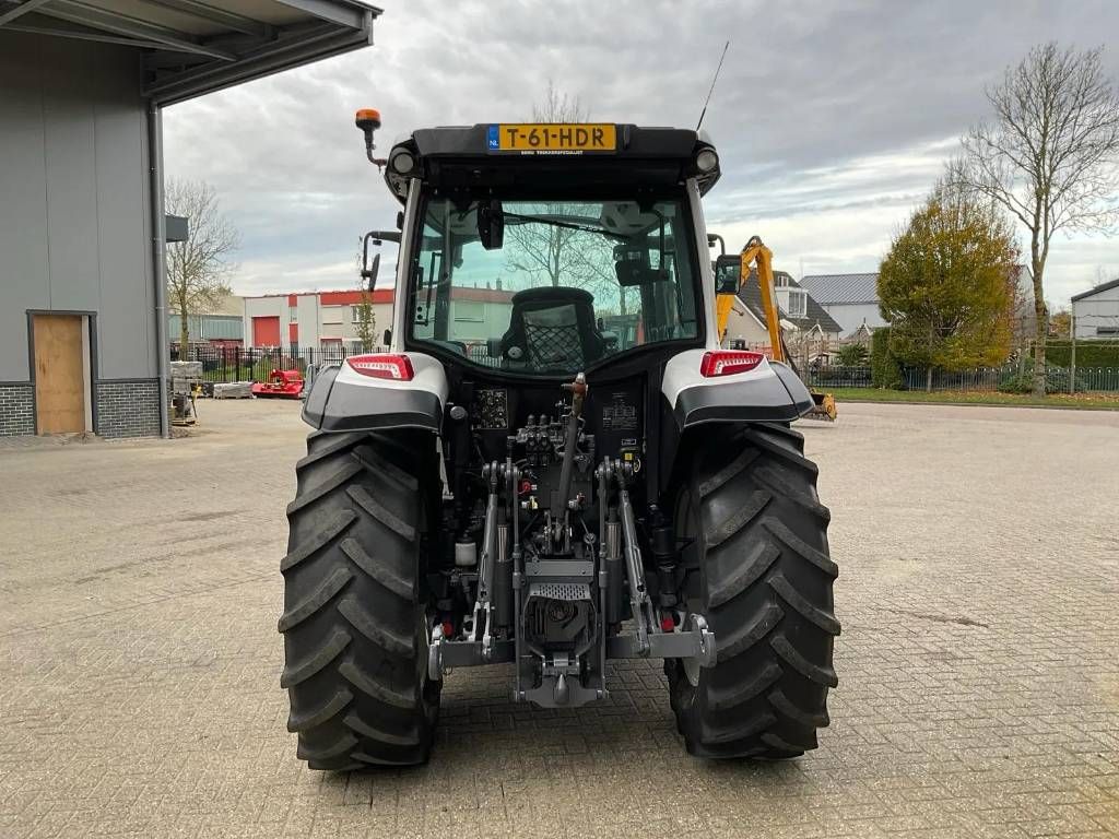 Valtra A104 Hitech 4, Luchtremmen, voorladeraanbouwdelen
