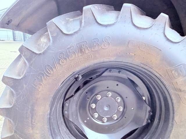 Valtra N121 Hitech 50km, geveerd, Fronthef