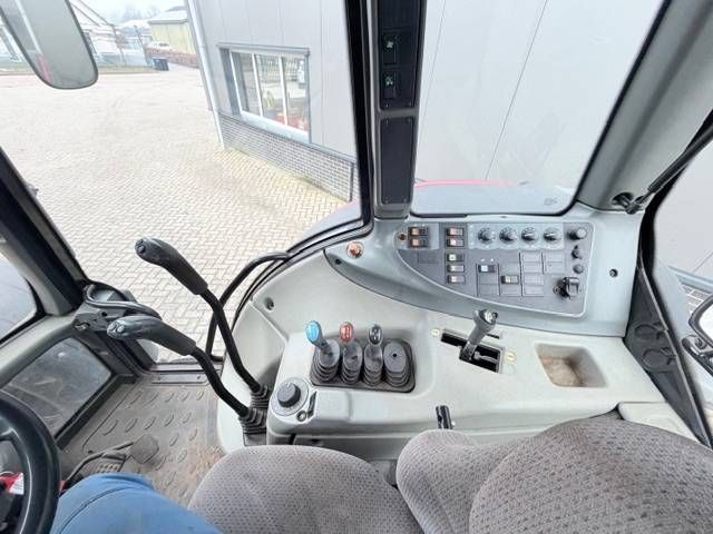 Valtra N121 Hitech 50km, geveerd, Fronthef