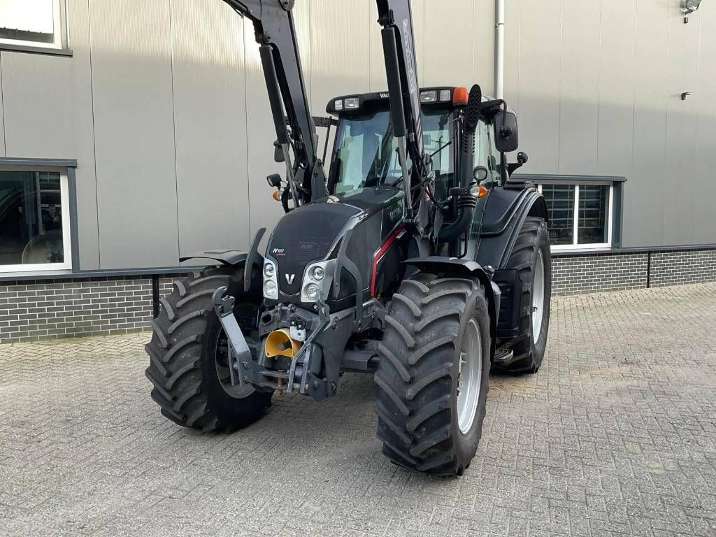 Valtra N123 Hitech5, Voorlader, FH+PTO, unlimited