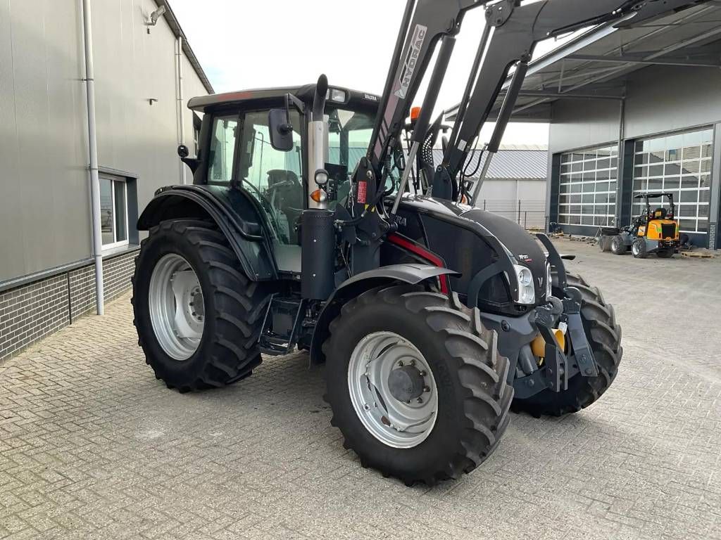 Valtra N123 Hitech5, Voorlader, FH+PTO, unlimited