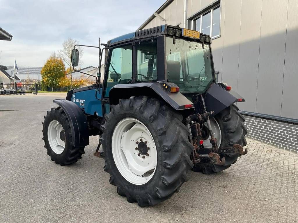 Valtra Valmet 8000