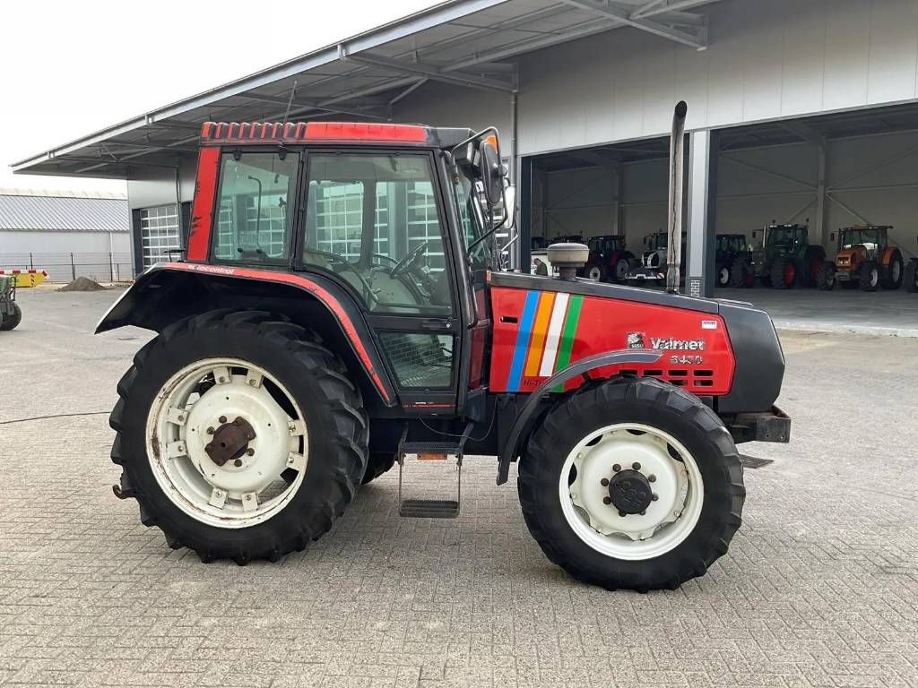 Valtra Valmet 6400 mezzo