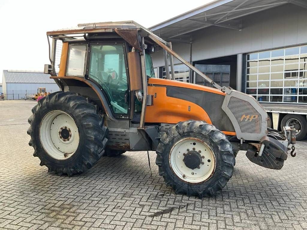 Valtra T121 Hitech DEFECT! Forest, Twintrac