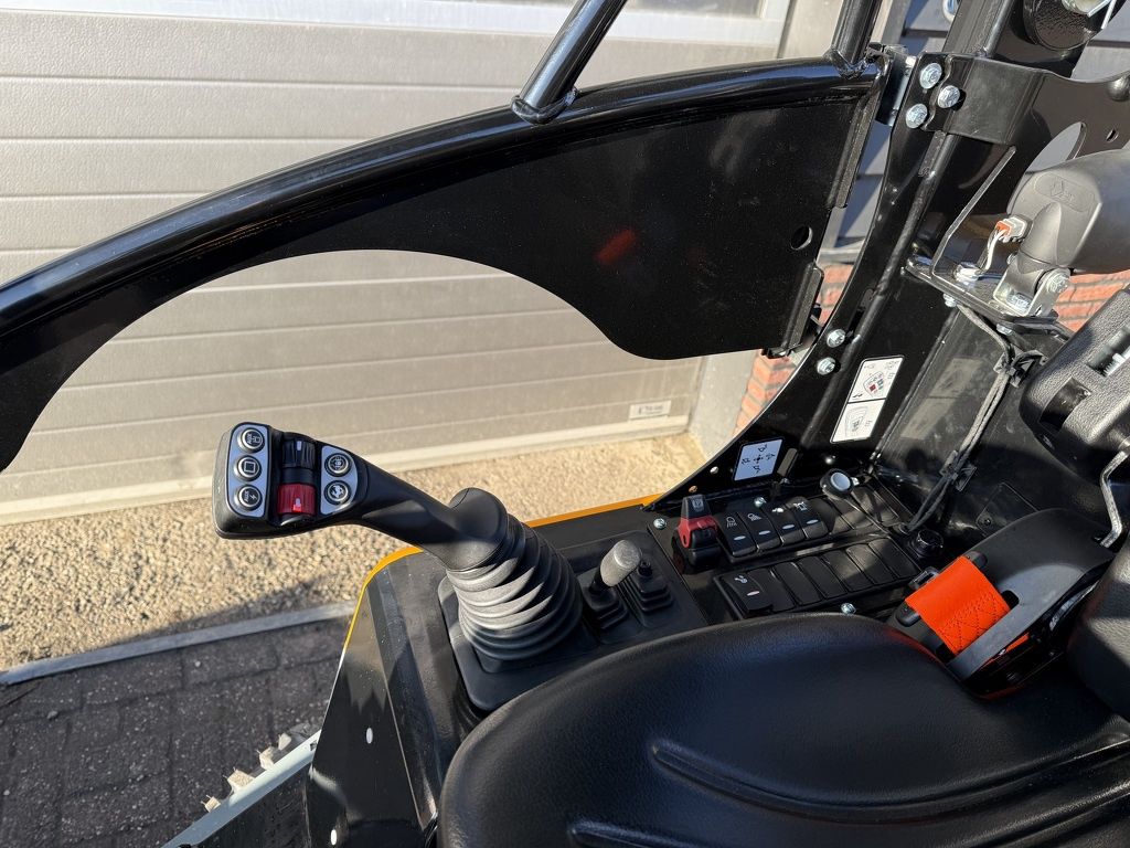 Giant G2700 X-TRA HD+ shovel / kniklader NIEUW