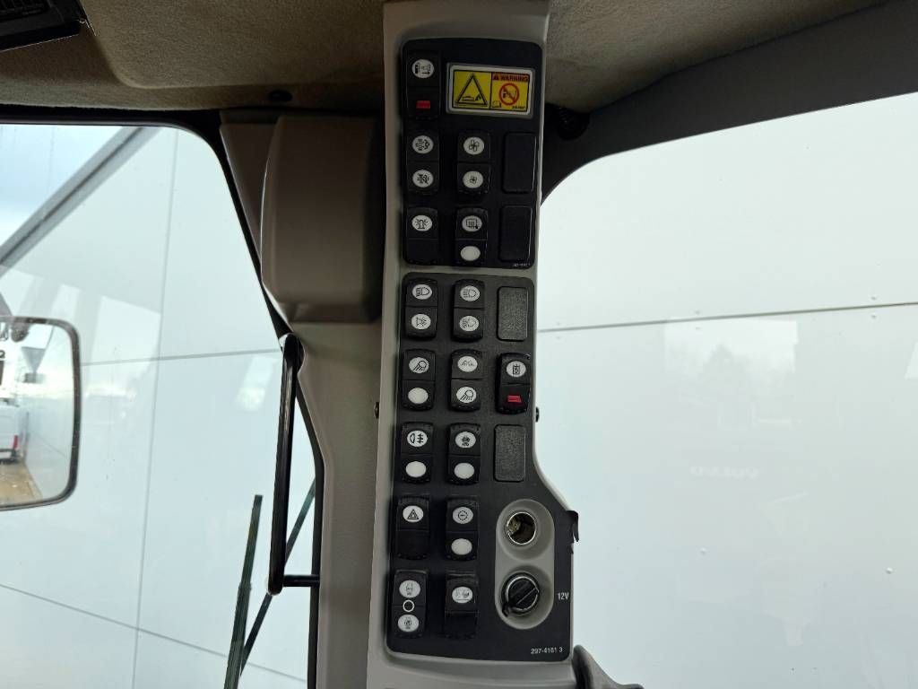CAT 160M Series II VHP - Joystick Controls