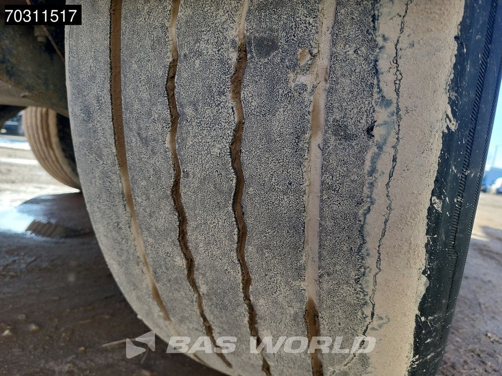 Schwarzmüller Lifting Axle 25m3 SAF