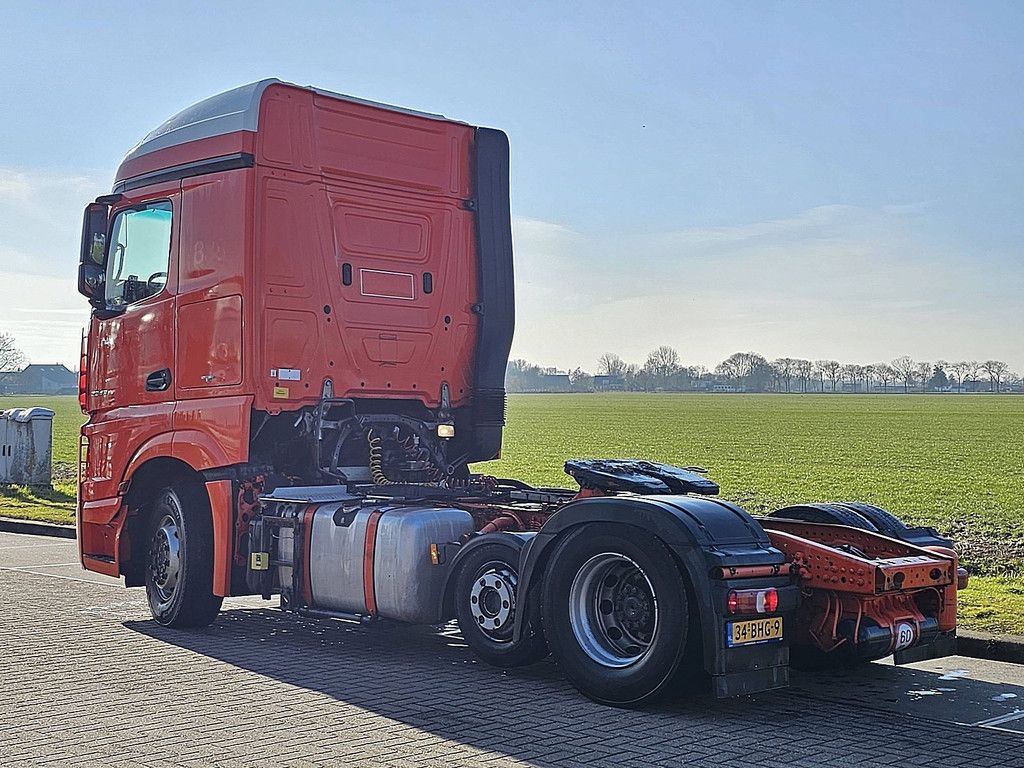 MERCEDES-BENZ ACTROS 2343 LS