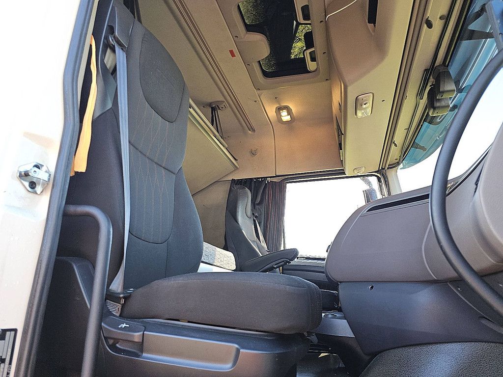 DAF XF 450 spacecab 2x tank